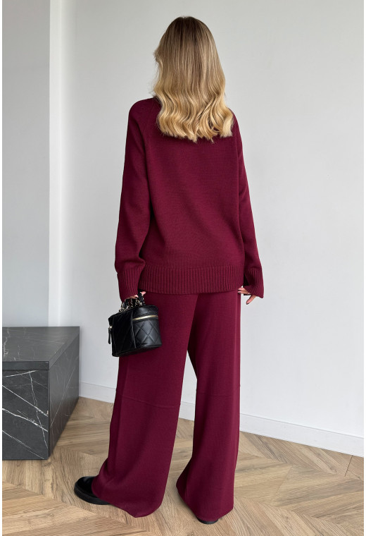 Бордовий в'язаний костюм — 380259. Maritel. Зображення 2 Бордовий в'язаний костюм — 380259. Maritel. Зображення 2