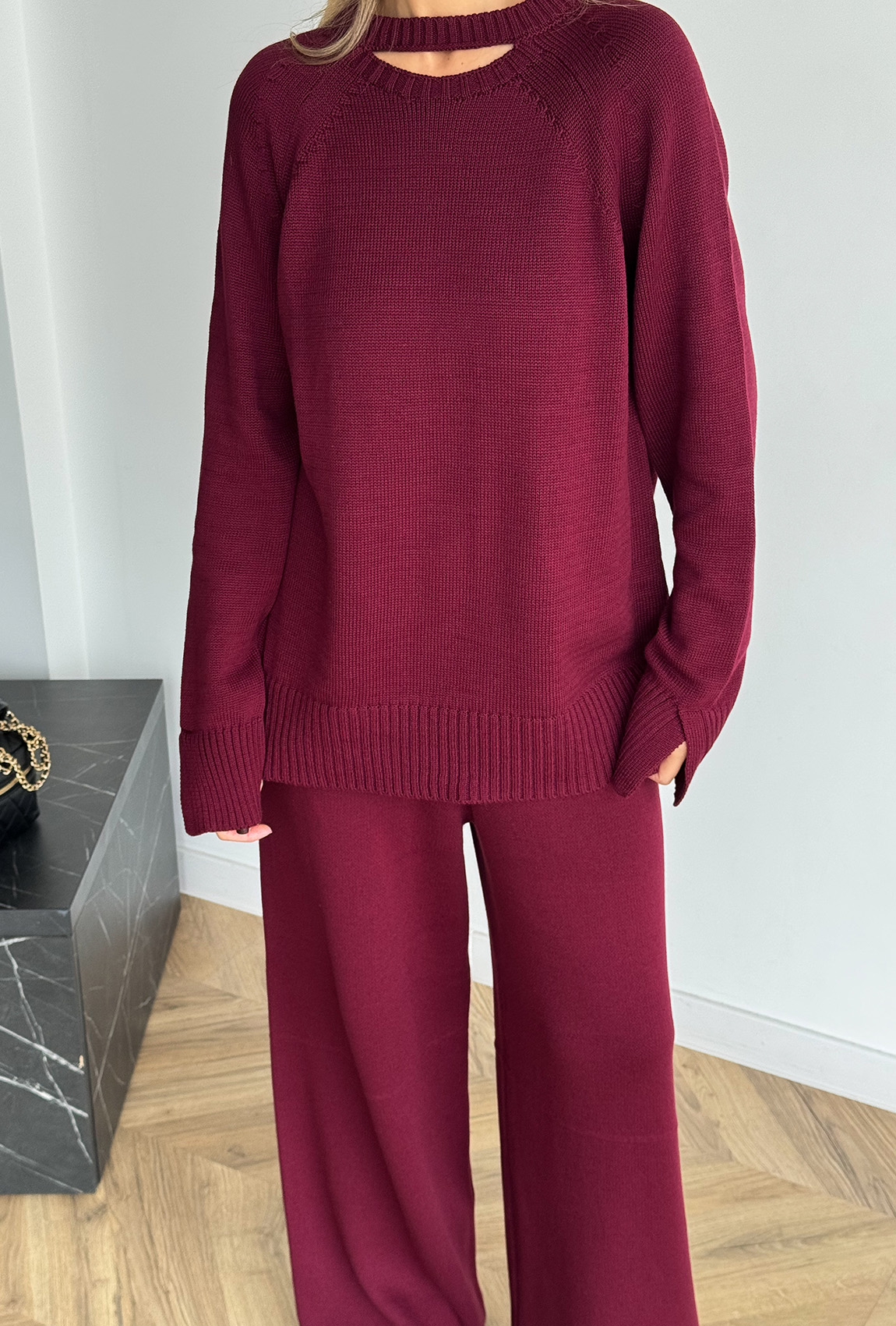 Бордовий в'язаний костюм —  380259. Maritel. Зображення 3