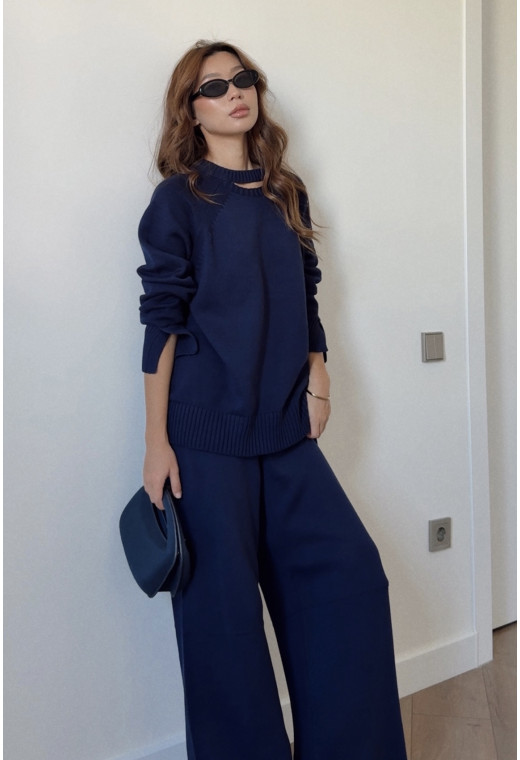 Синій в'язаний костюм — 120610. Maritel. Зображення 1 Синій в'язаний костюм — 120610. Maritel. Зображення 1