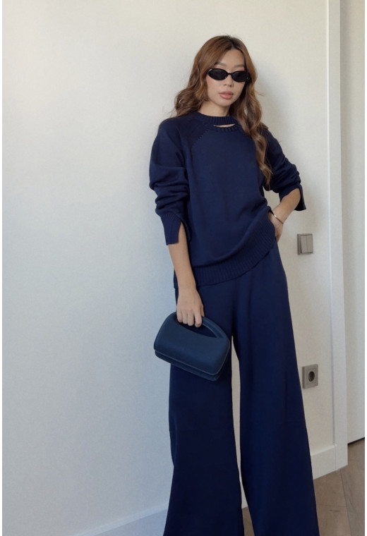 Синій в'язаний костюм — 120610. Maritel. Зображення 2 Синій в'язаний костюм — 120610. Maritel. Зображення 2