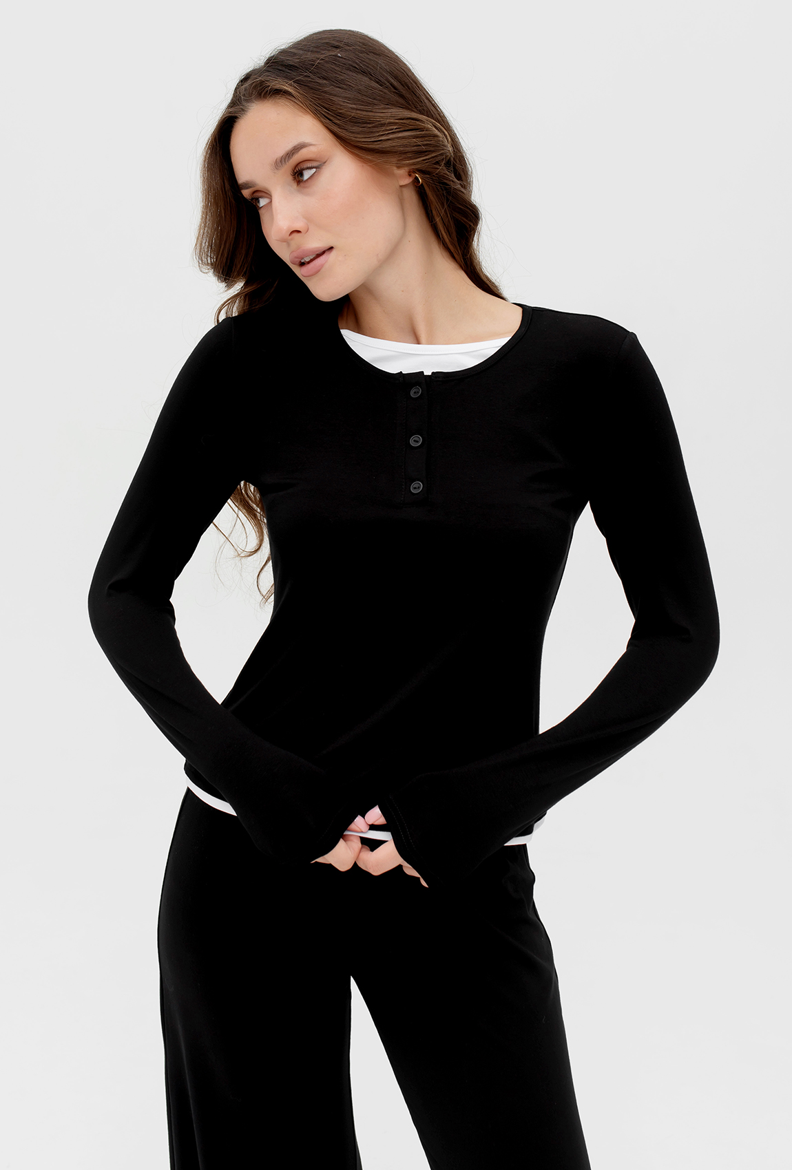 Черный вискозный костюм —  799471. Maritel. Изображенние 3