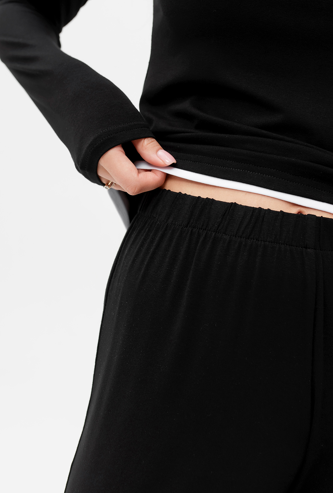 Черный вискозный костюм —  799471. Maritel. Изображенние 5