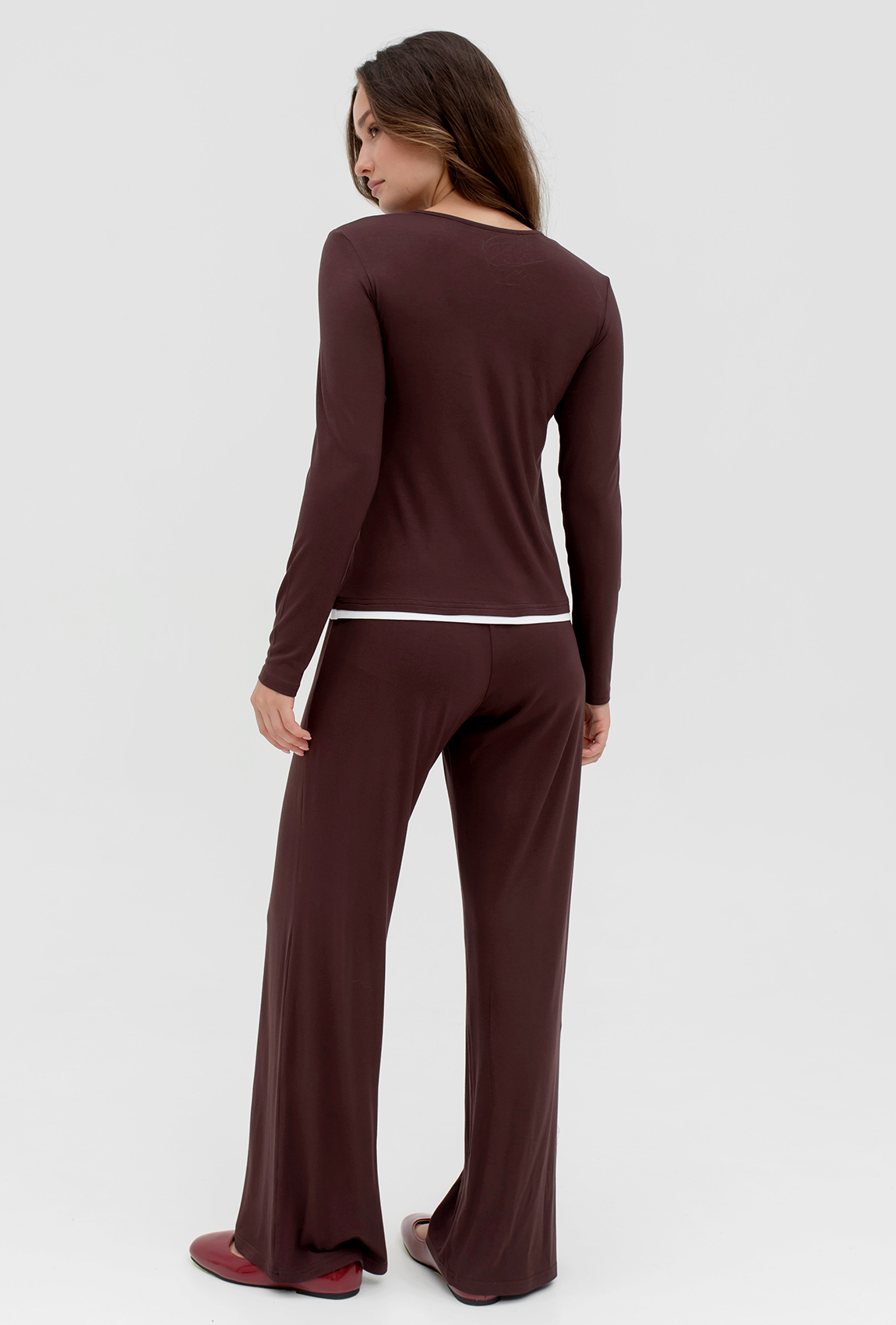 Шоколадный вискозный костюм —  537769. Maritel. Изображенние 2