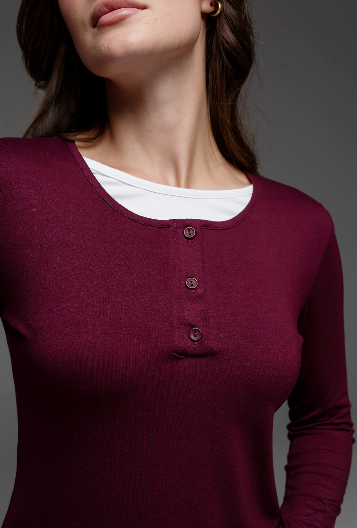 Вишневый вискозный костюм —  213542. Maritel. Изображенние 4