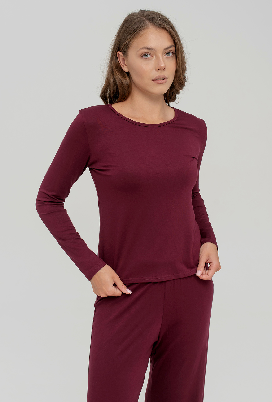 Вишневый вискозный костюм —  809470. Maritel. Изображенние 3