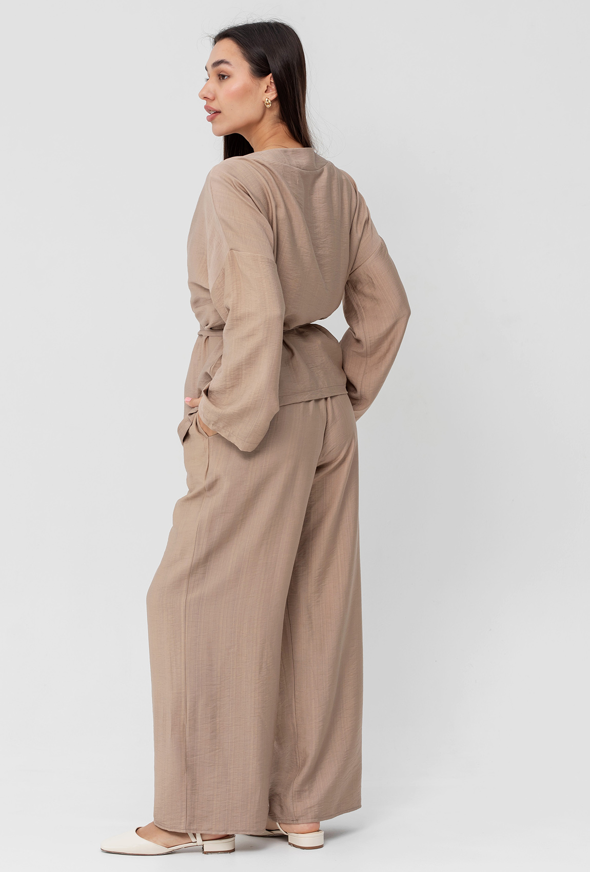 Бежевый костюм кимоно тройка —  517495. Maritel. Изображенние 1