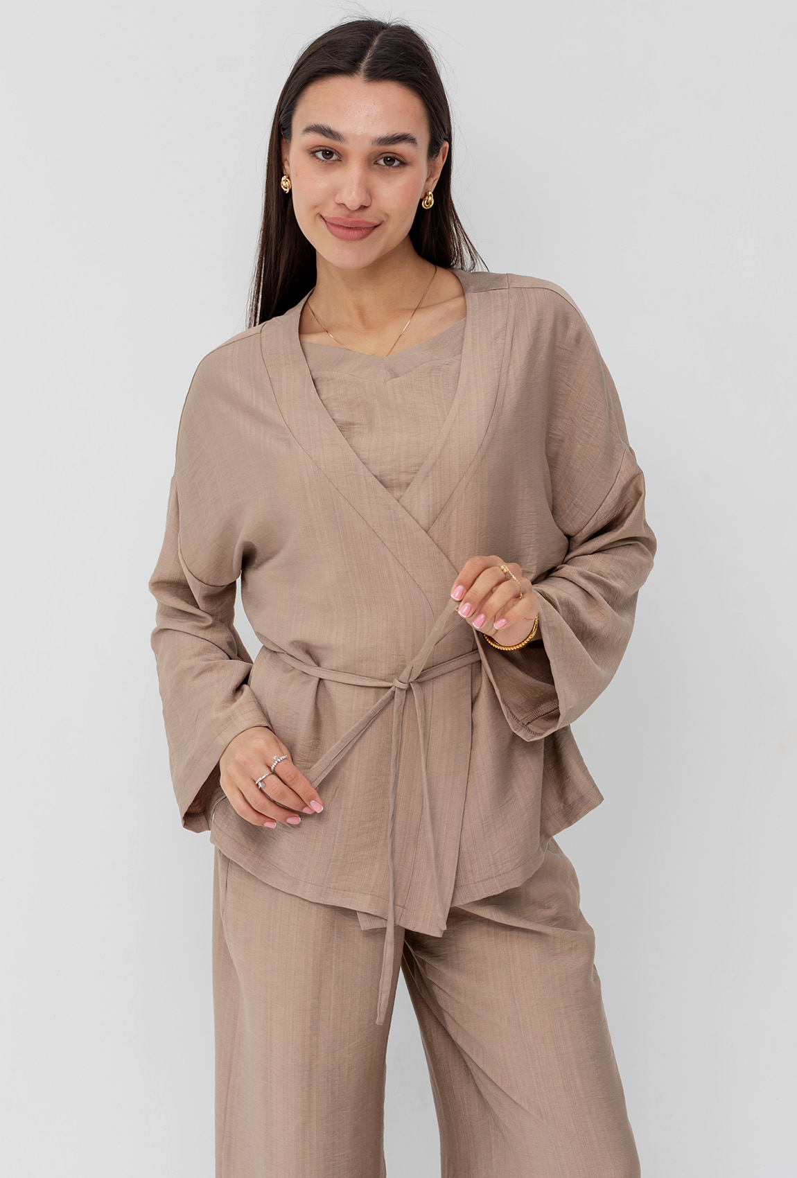 Бежевый костюм кимоно тройка —  517495. Maritel. Изображенние 2