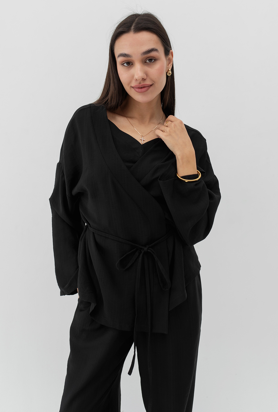 Черный костюм кимоно тройка —  580120. Maritel. Изображенние 2