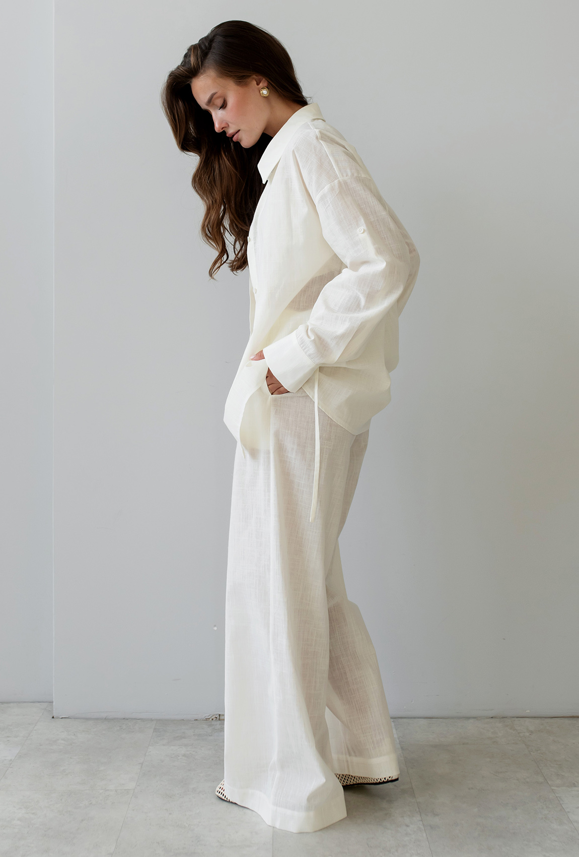 Молочный льняной костюм — 177601. Maritel. Изображенние 1 Молочный льняной костюм — 177601. Maritel. Изображенние 1