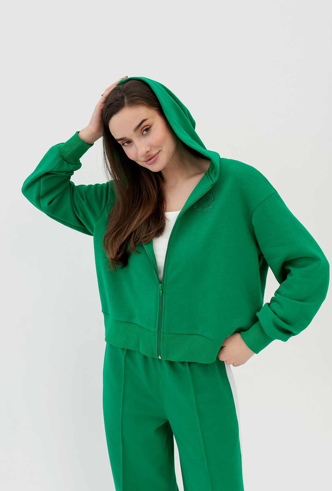 Зелений костюм петля з лампасами —  417537. Maritel. Зображення 3