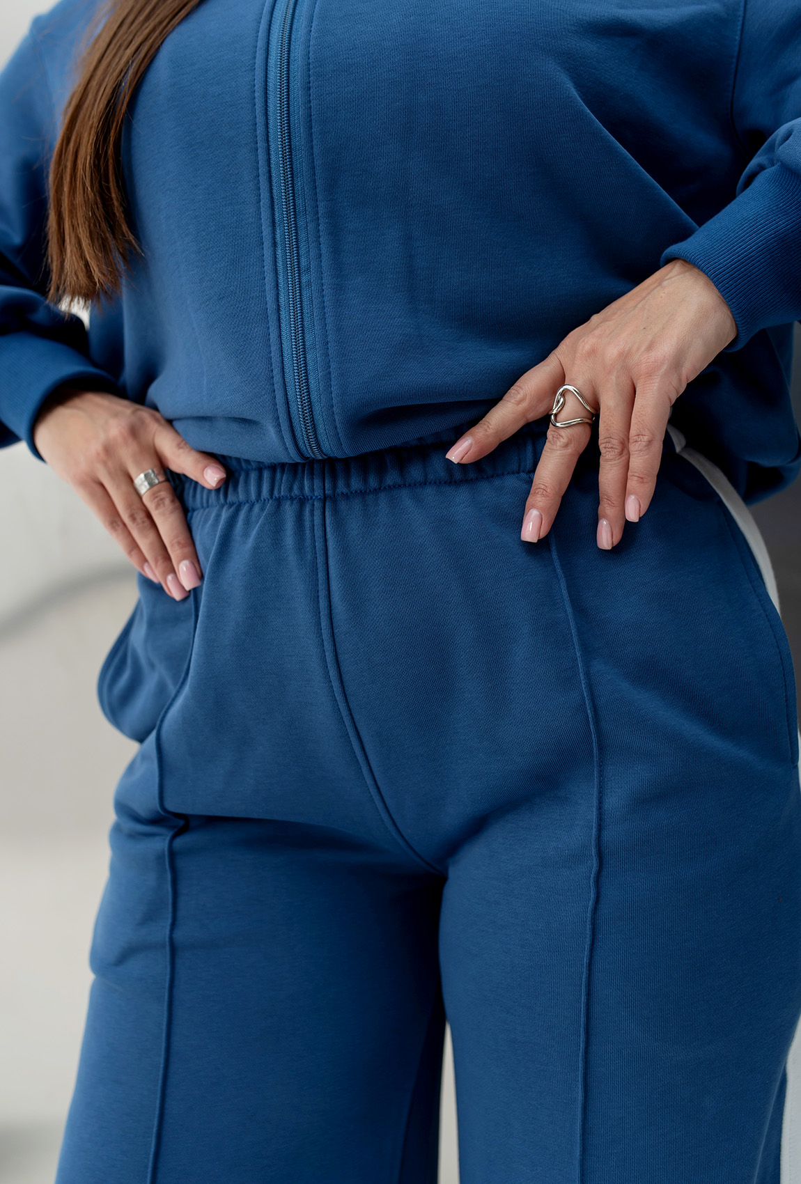 Костюм петля з лампасами колір джинс — 184741. Maritel. Зображення 6 Костюм петля з лампасами колір джинс — 184741. Maritel. Зображення 6