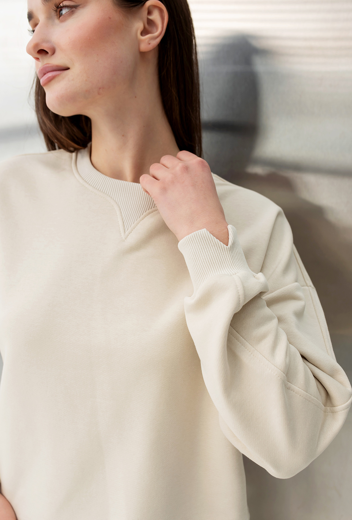 Бежевий костюм петля з мисом —  103490. Maritel. Зображення 2