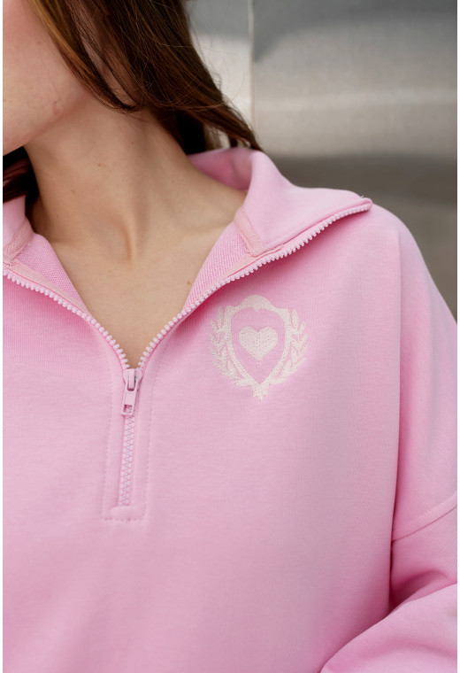 Розовый костюм петля с вышивкой — 488570. Maritel. Изображенние 4 Розовый костюм петля с вышивкой — 488570. Maritel. Изображенние 4