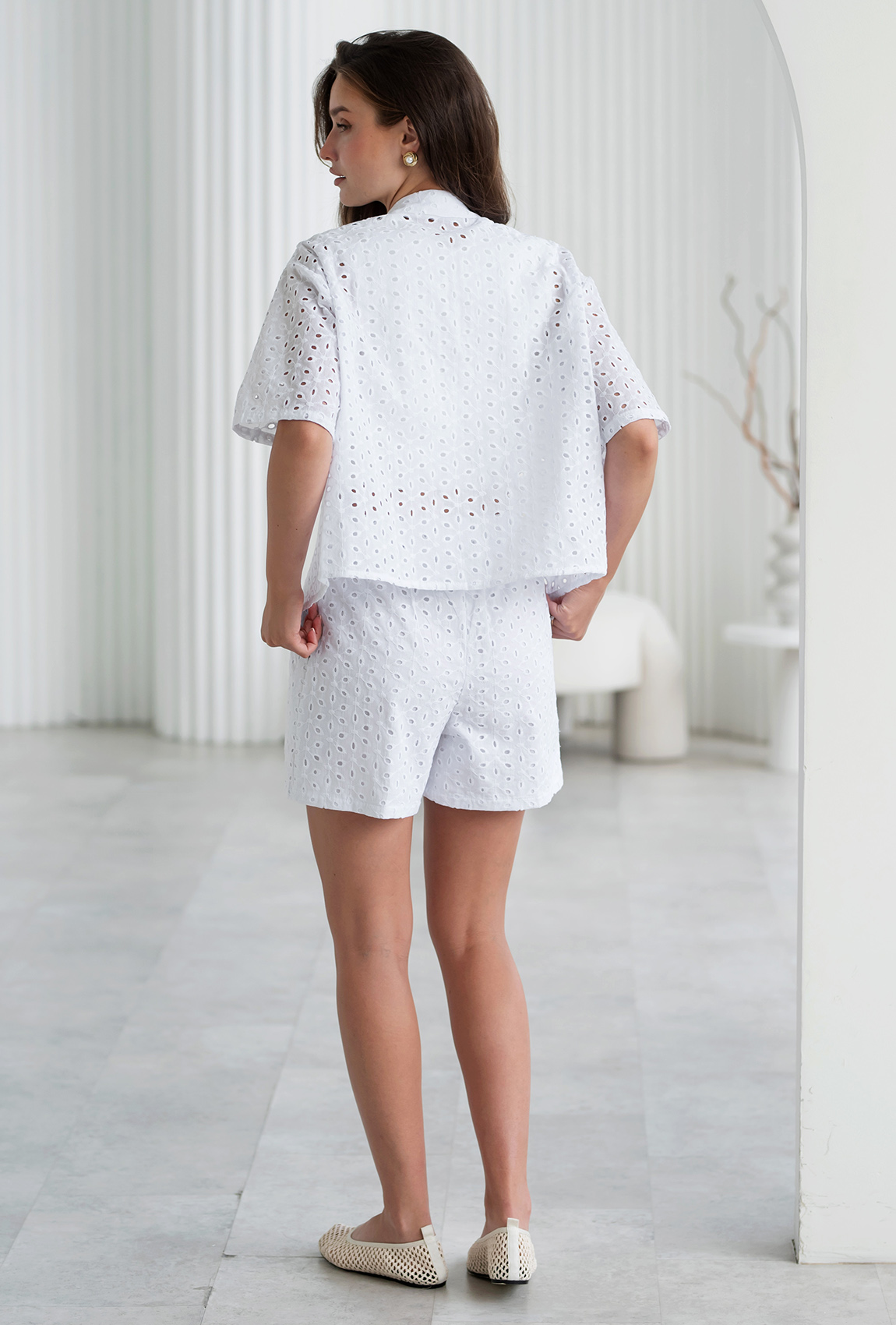 Молочный костюм прошва с шортами —  813175. Maritel. Изображенние 2