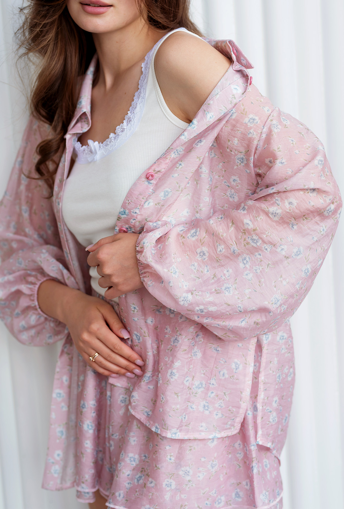 Розовый костюм из тенсела в цветочек —  586367. Maritel. Изображенние 6