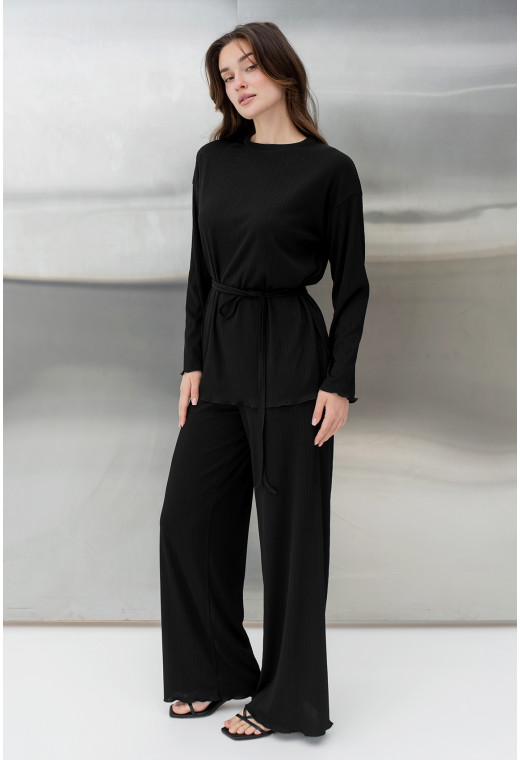 Чорний трикотажний костюм —  629489. Maritel. Зображення 1 Чорний трикотажний костюм —  629489. Maritel. Зображення 1