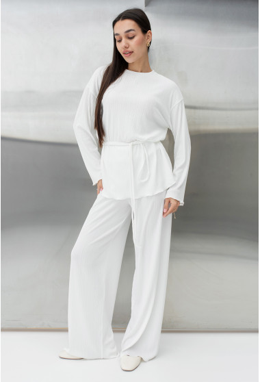 Молочный трикотажный костюм. Maritel. Изображенние 3