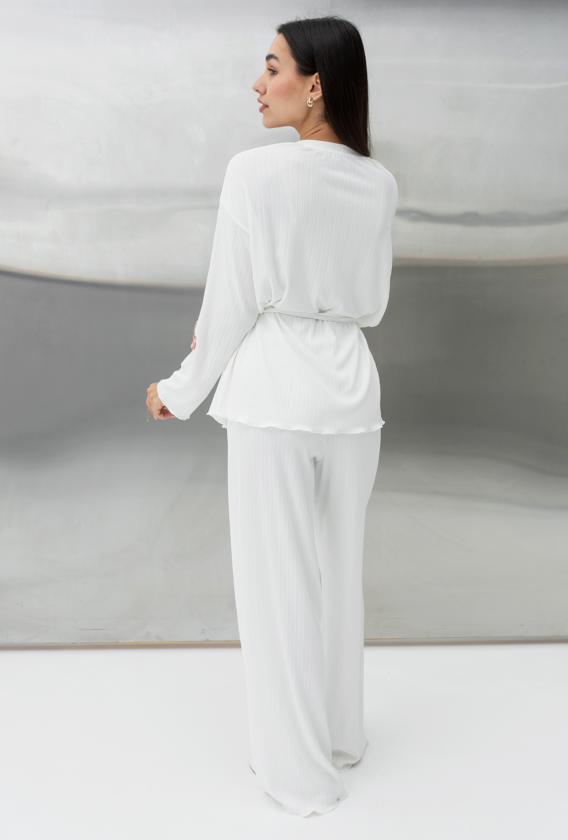 Молочный трикотажный костюм —  286451. Maritel. Изображенние 2