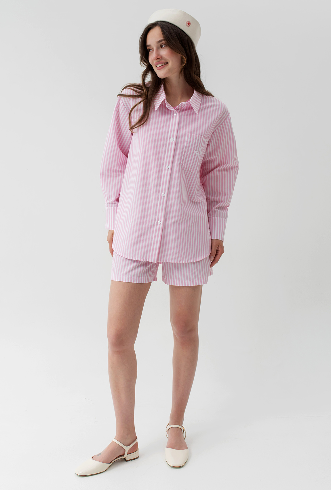 Бело-розовый костюм в полоску с шортами —  316251. Maritel. Изображенние 7