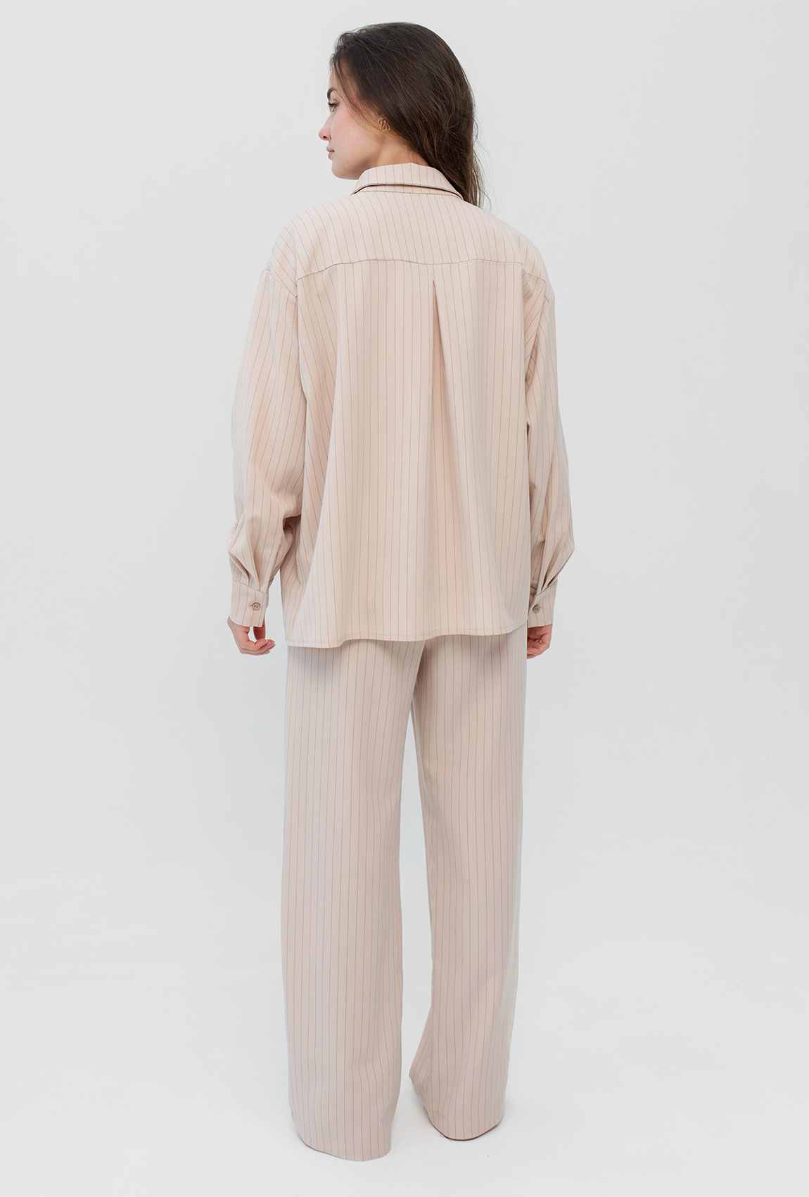 Бежевий костюм у смужку —  594276. Maritel. Зображення 2
