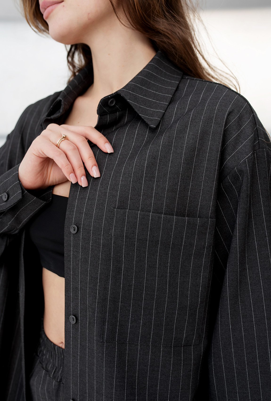 Графітовий костюм в смужку — 721159. Maritel. Зображення 4 Графітовий костюм в смужку — 721159. Maritel. Зображення 4