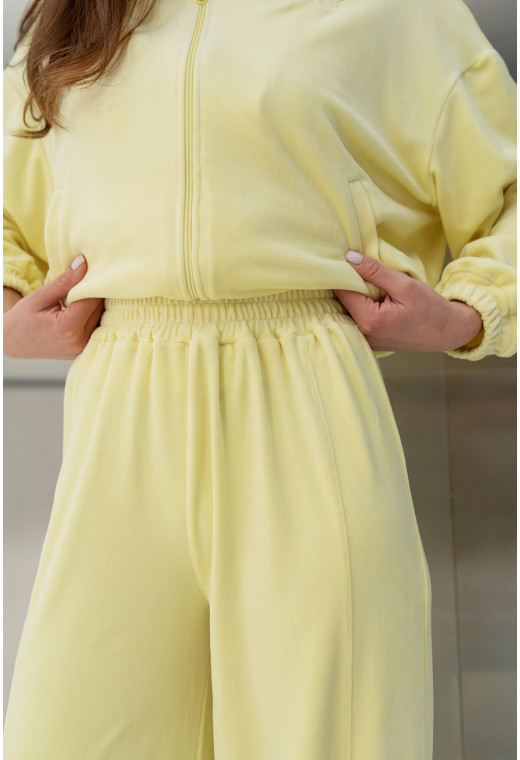 Лимонный велюровый костюм — 543326. Maritel. Изображенние 5 Лимонный велюровый костюм — 543326. Maritel. Изображенние 5