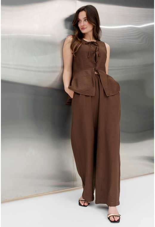 Шоколадний костюм з баскою — 661099. Maritel. Зображення 6 Шоколадний костюм з баскою — 661099. Maritel. Зображення 6