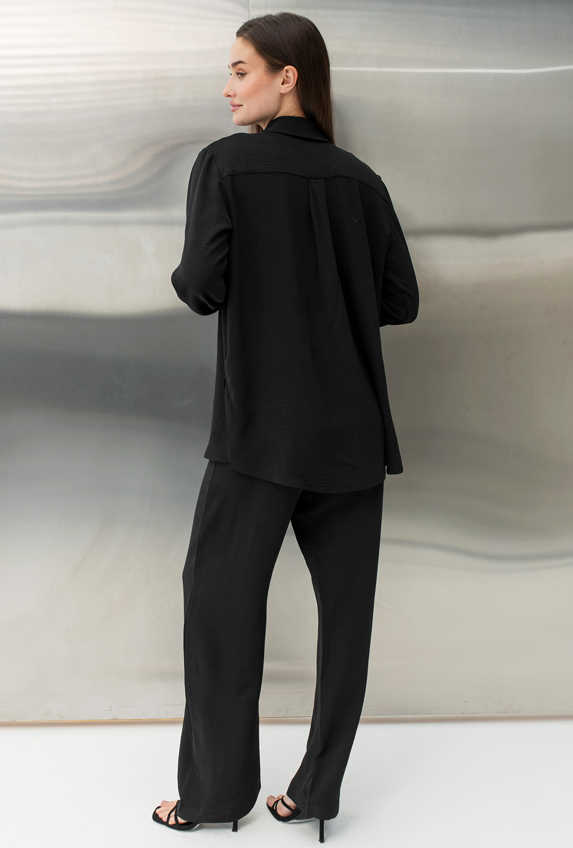 Черный костюм жатка — 130359. Maritel. Изображенние 5 Черный костюм жатка — 130359. Maritel. Изображенние 5