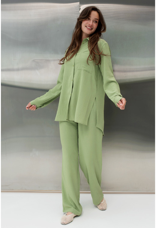 Оливковый костюм жатка — 963048. Maritel. Изображенние 1 Оливковый костюм жатка — 963048. Maritel. Изображенние 1