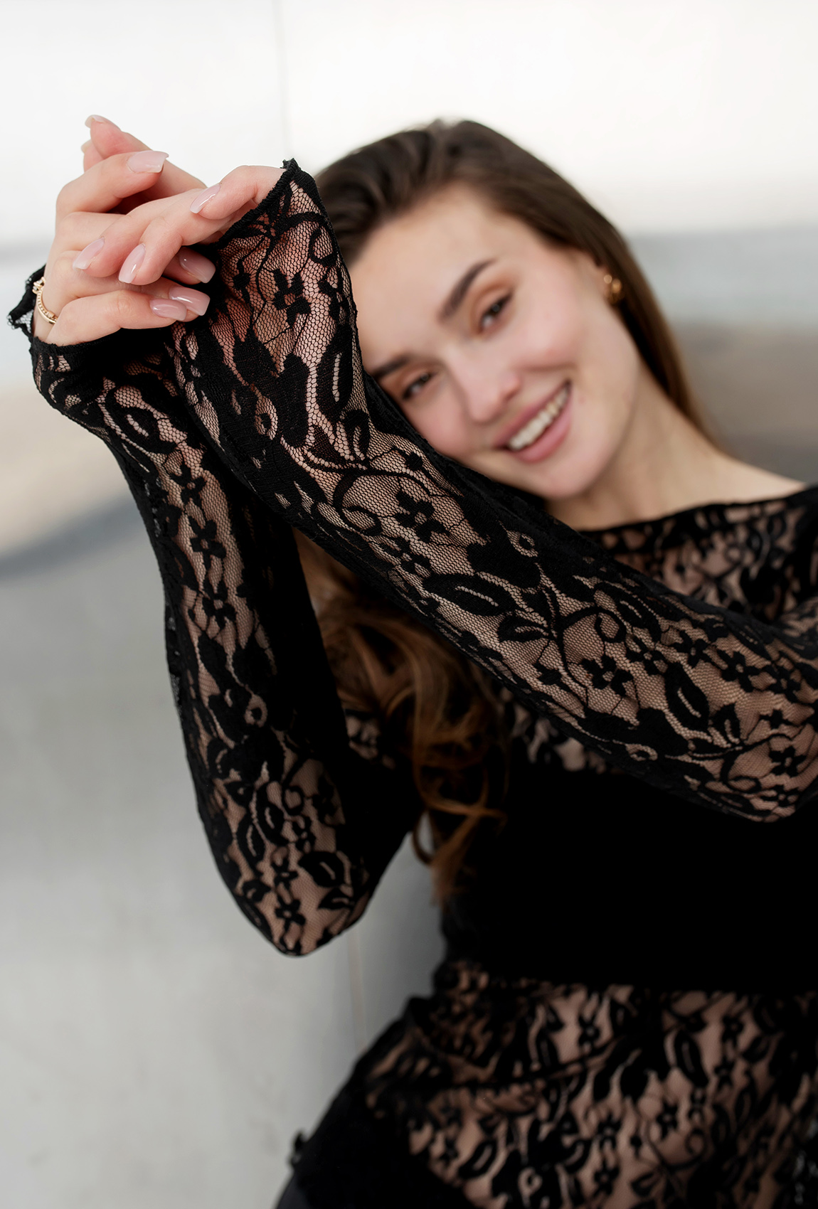 Черный гипюровый лонгслив —  613676. Maritel. Изображенние 5