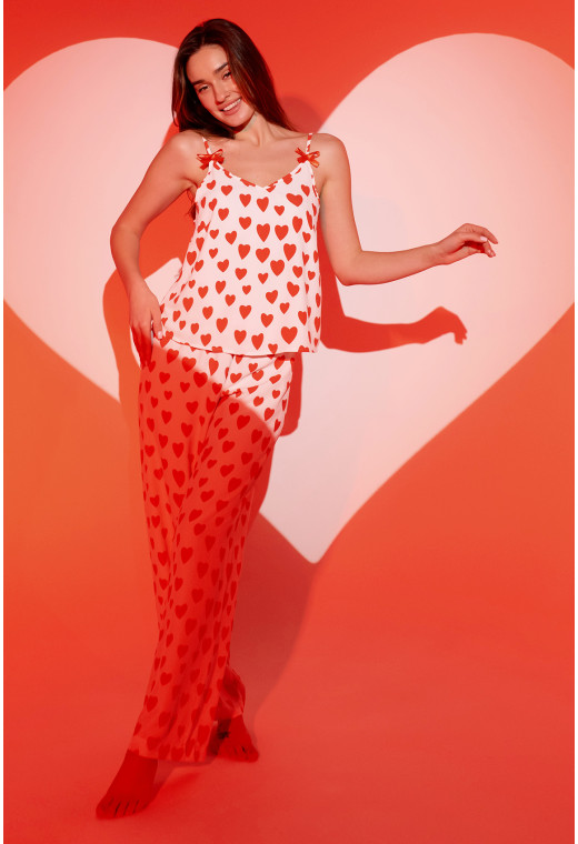 Белая пижама в красное сердце с штанами. Maritel. Изображенние 4 Белая пижама в красное сердце с штанами. Maritel. Изображенние 4