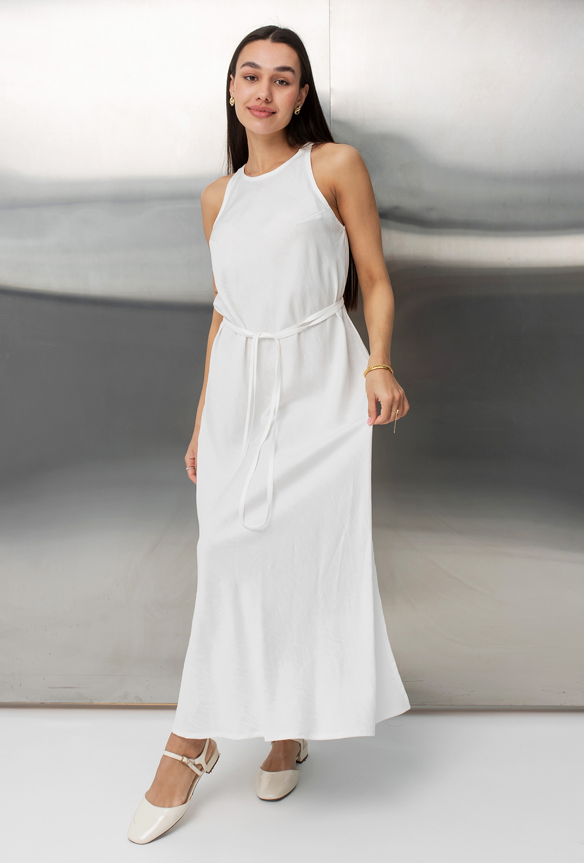 Молочный льняной сарафан с поясом —  318372. Maritel