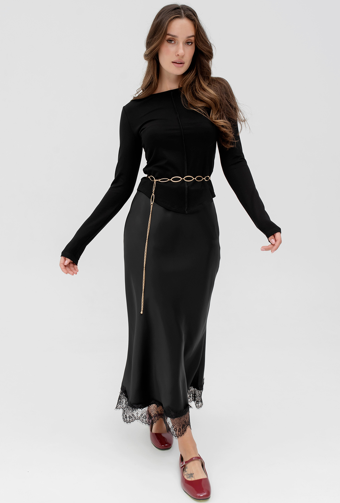 Черная атласная юбка с кружевом —  588676. Maritel. Изображенние 3