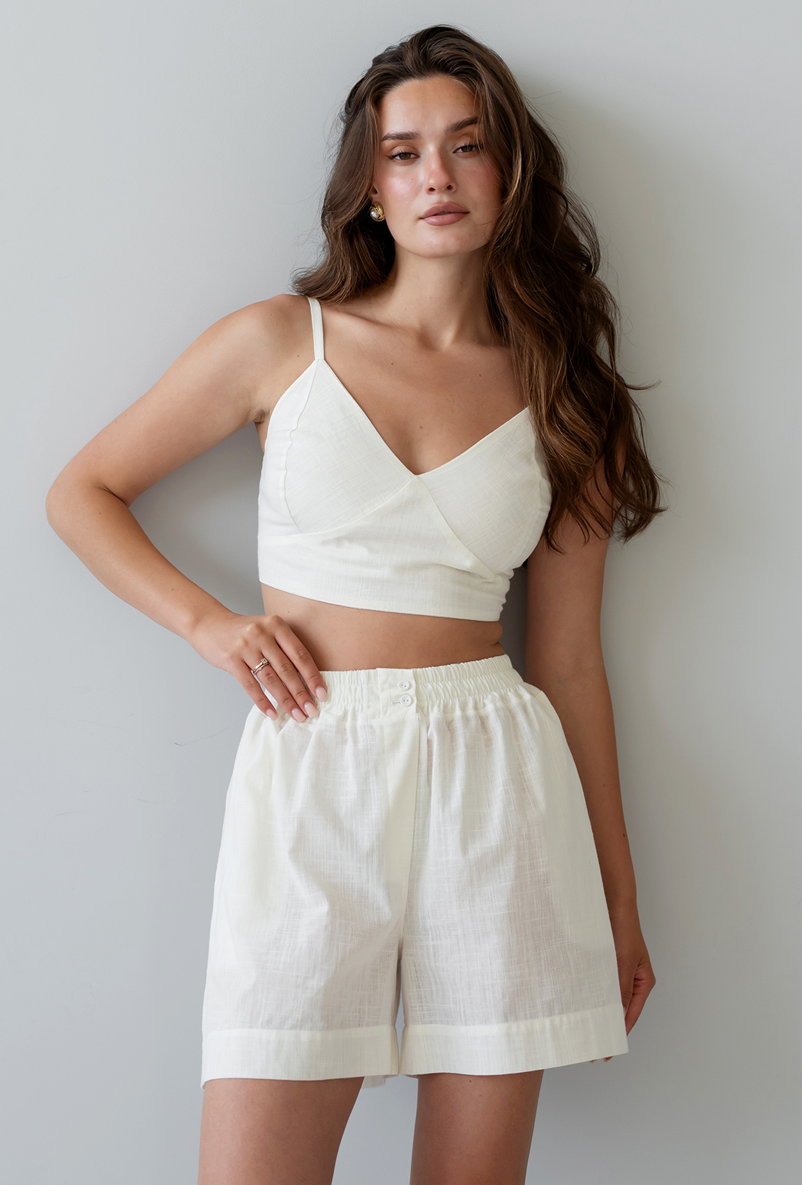 Молочные льняные шорты —  731196. Maritel. Изображенние 2