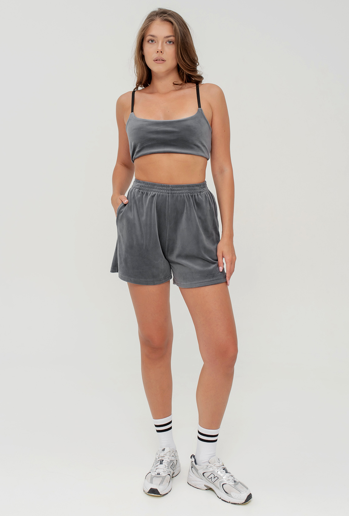 Сірі велюрові шорти —  787456. Maritel