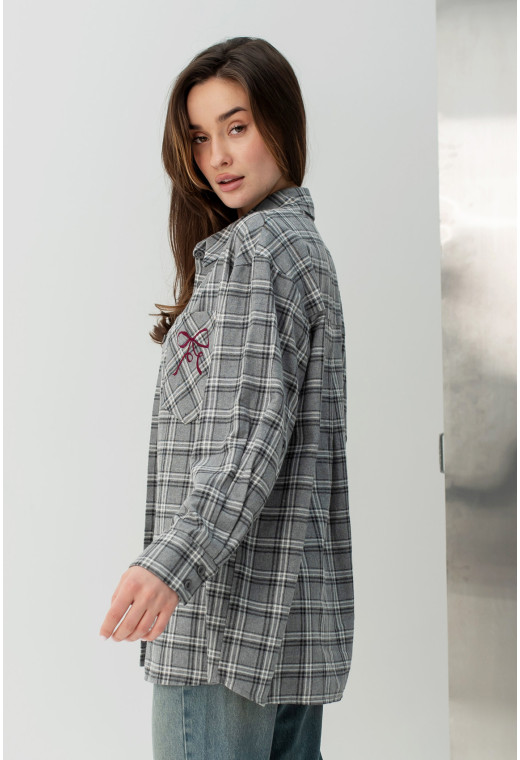 Серая рубашка в клетку с бантом — 218746. Maritel. Изображенние 1 Серая рубашка в клетку с бантом — 218746. Maritel. Изображенние 1