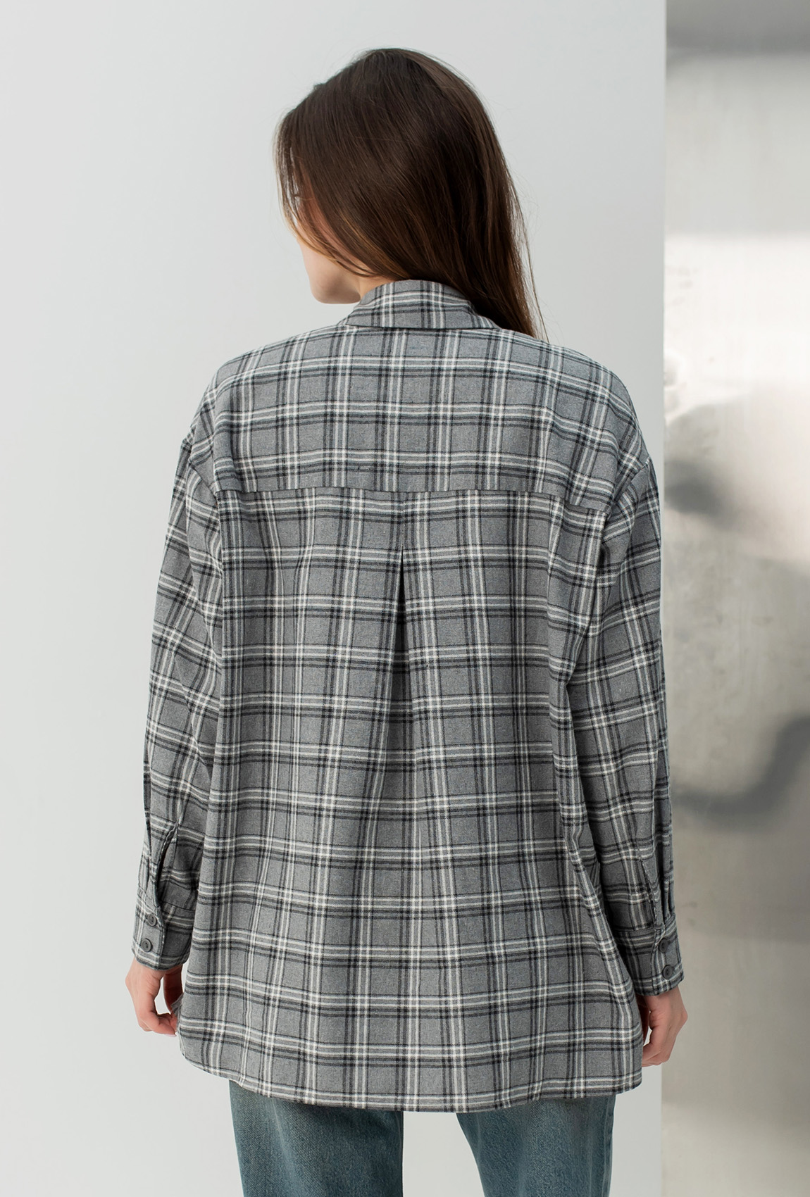 Серая рубашка в клетку с бантом — 218746. Maritel. Изображенние 2 Серая рубашка в клетку с бантом — 218746. Maritel. Изображенние 2