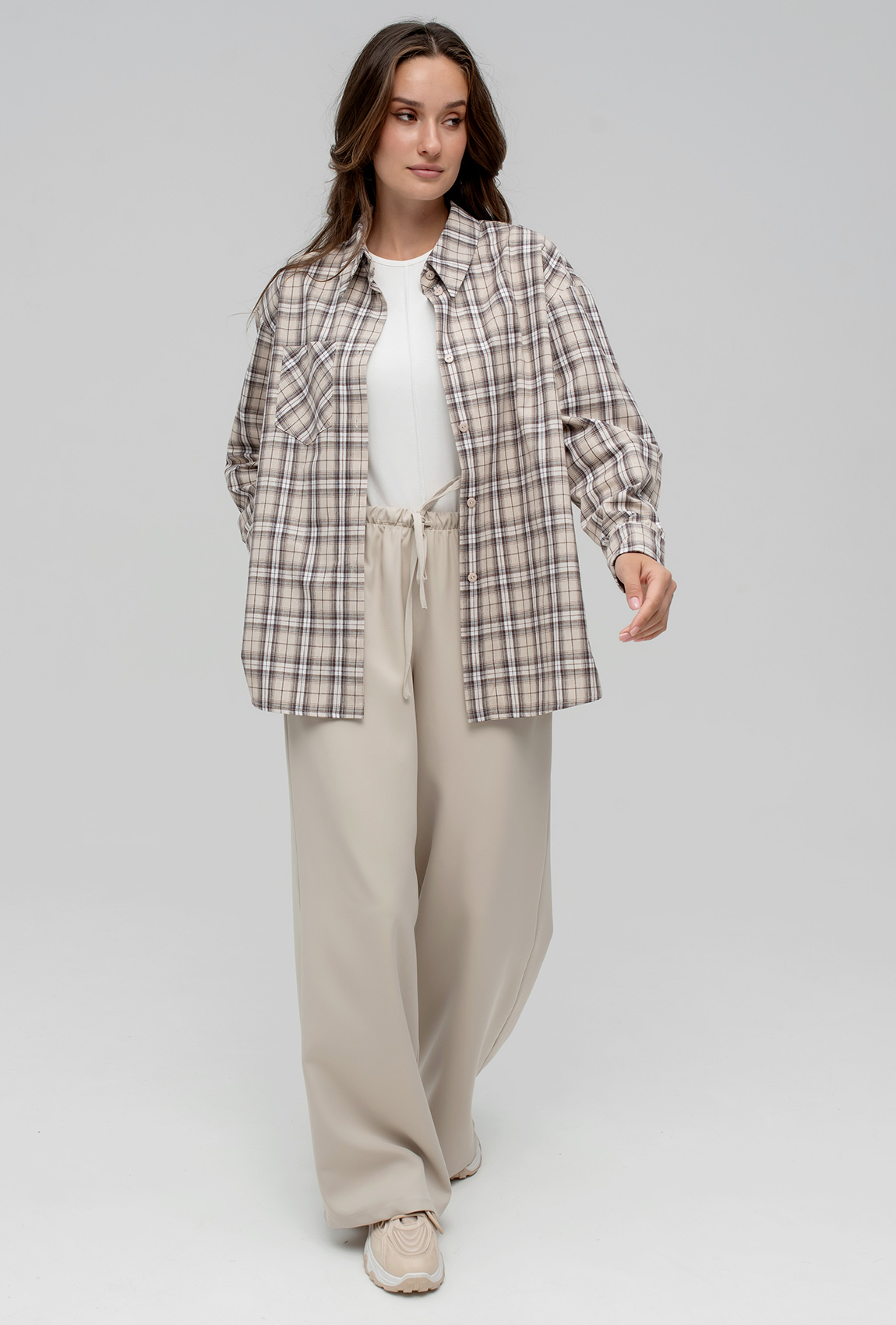 Бежевая рубашка в клетку с разрезами —  361679. Maritel. Изображенние 6