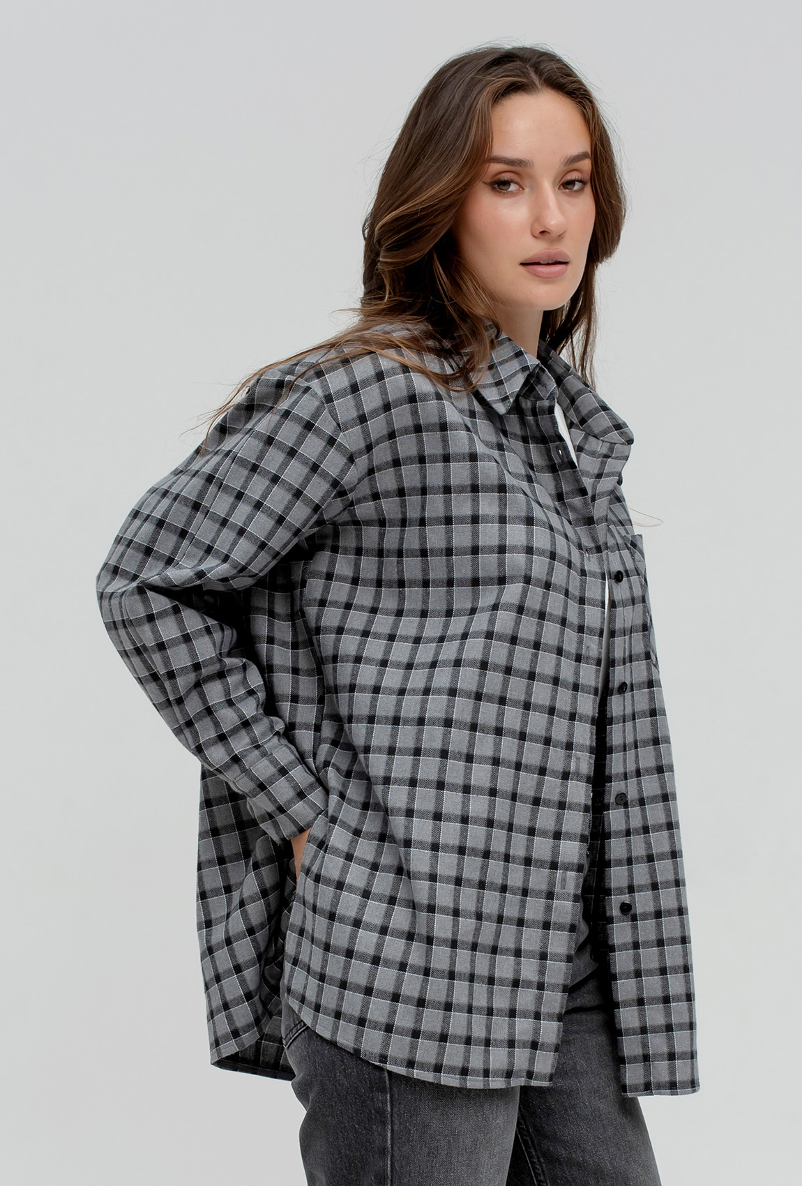 Графитовая рубашка в клетку с разрезами —  288906. Maritel. Изображенние 1