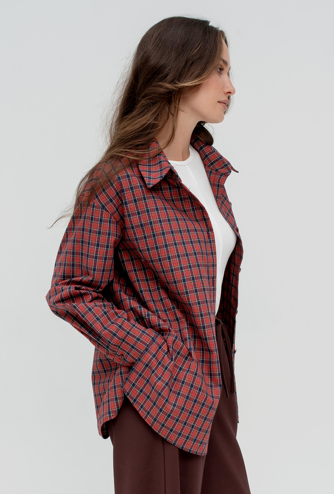 Вишневая рубашка в клетку с разрезами —  243209. Maritel. Изображенние 1