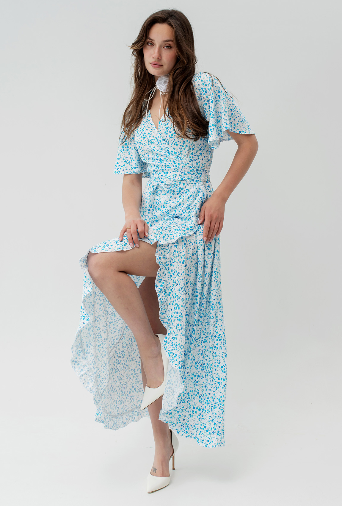 Сукня на запах біла у блакитну квітку —  280373. Maritel. Зображення 3