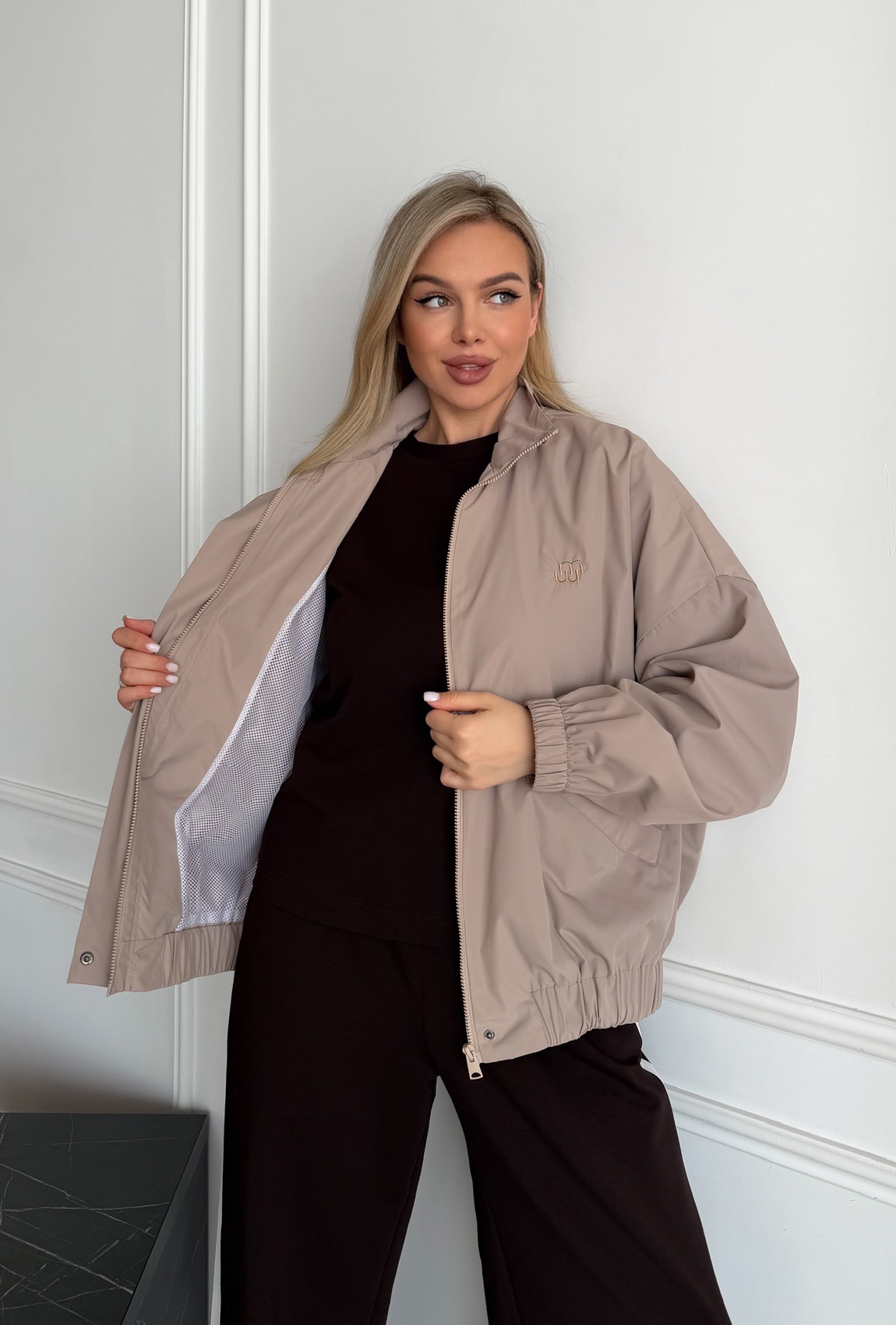 Вітровка бежева. Maritel. Зображення 1