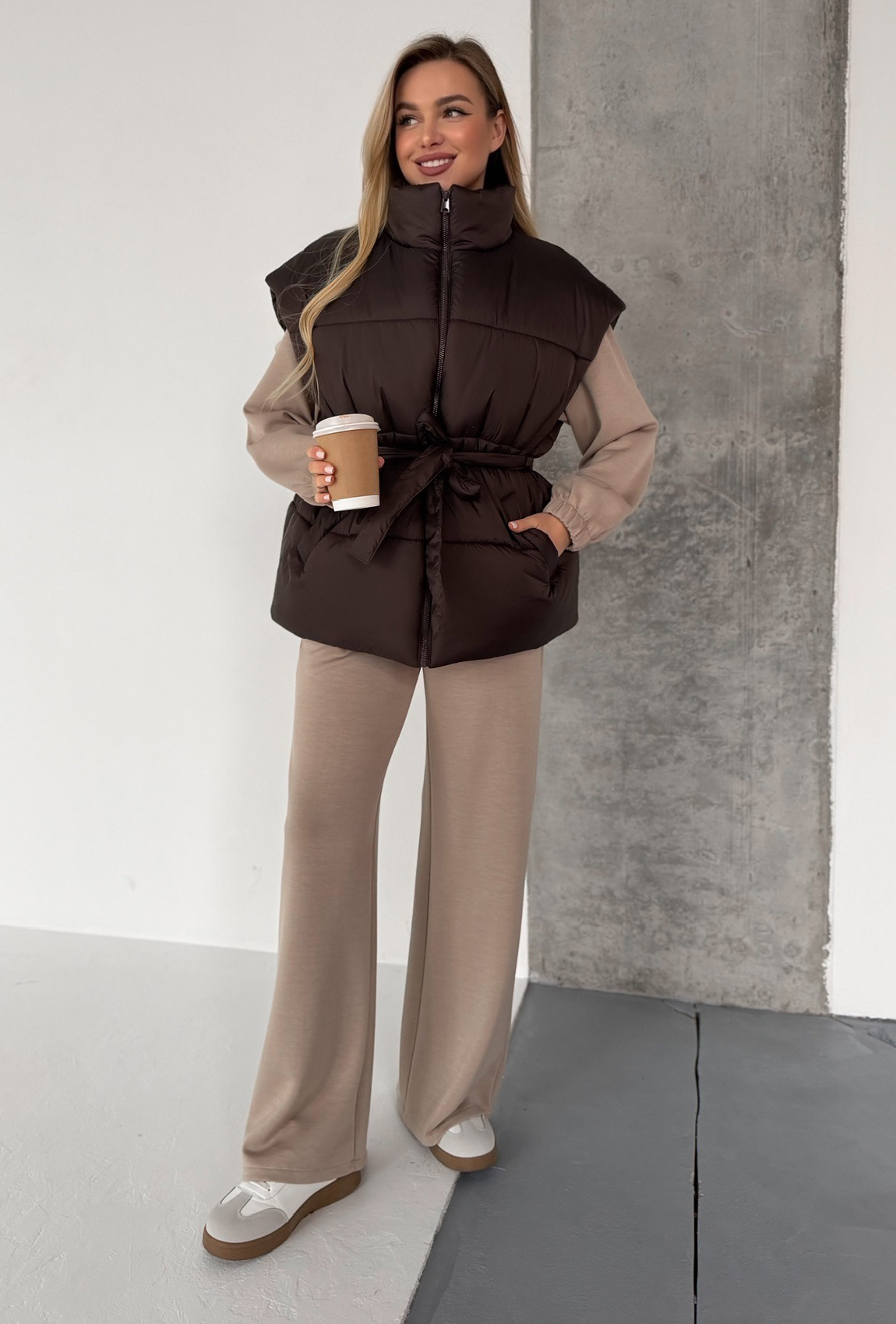 Жилет oversize шоколадный. Maritel Жилет oversize шоколадный. Maritel