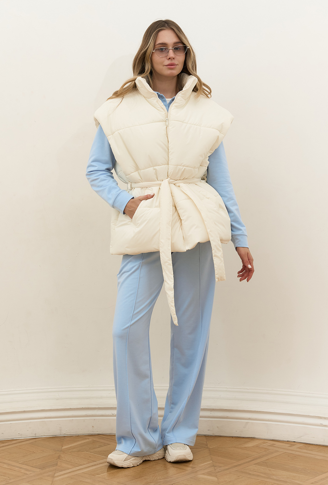 Жилет oversize молочний. Maritel