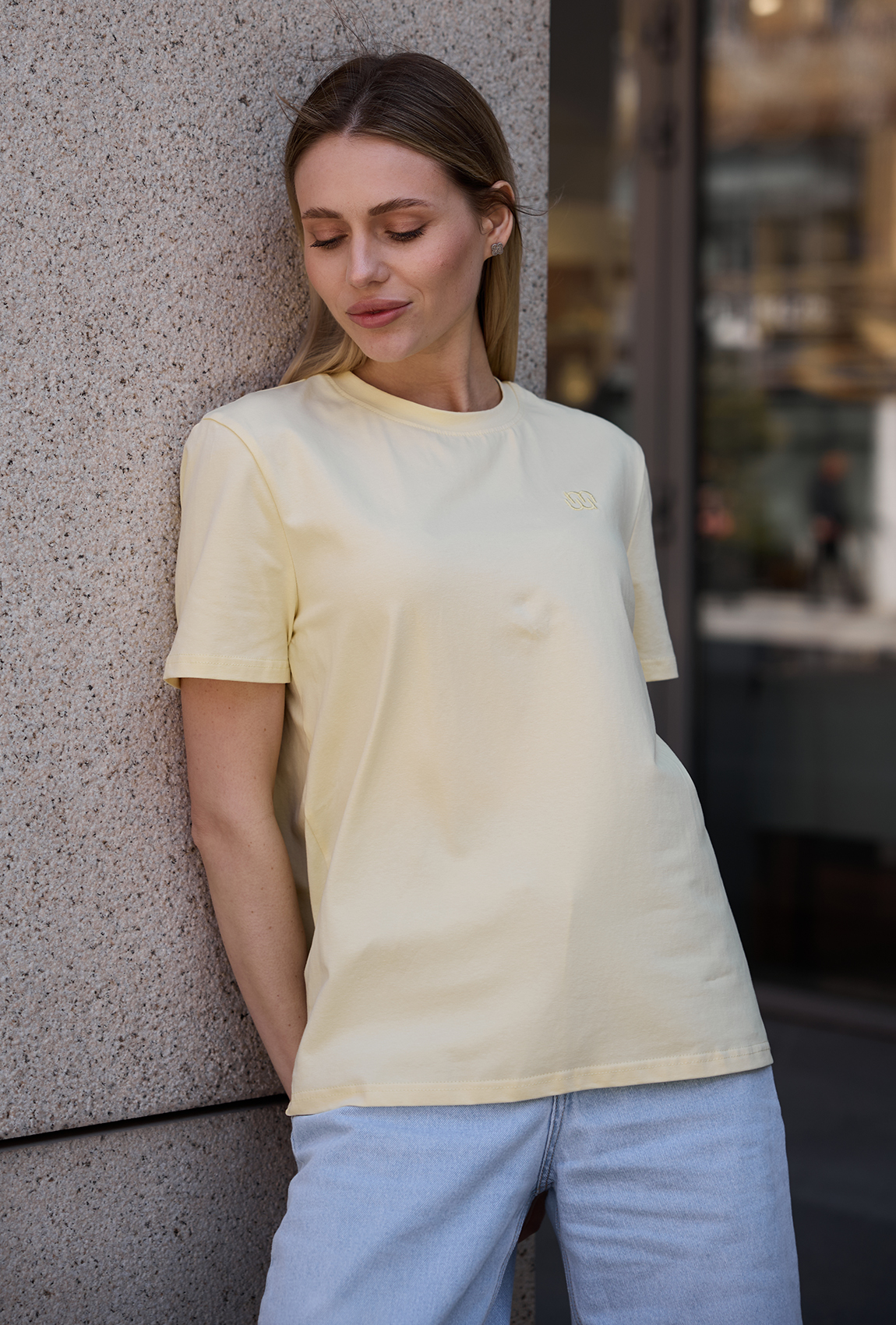 Футболка с вышивкой лимоная. Maritel. Изображенние 3