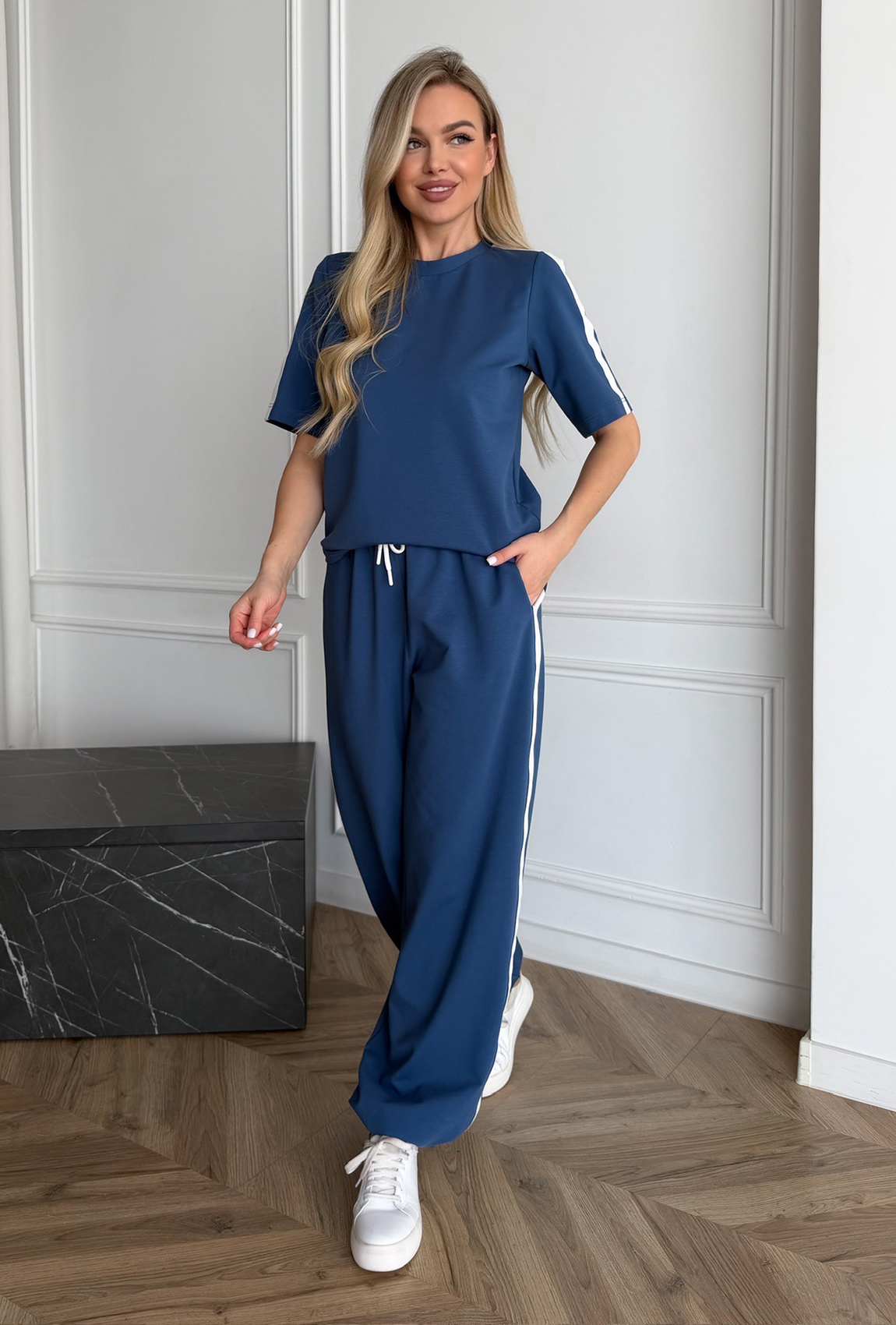 Костюм з лампасами cиній. Maritel