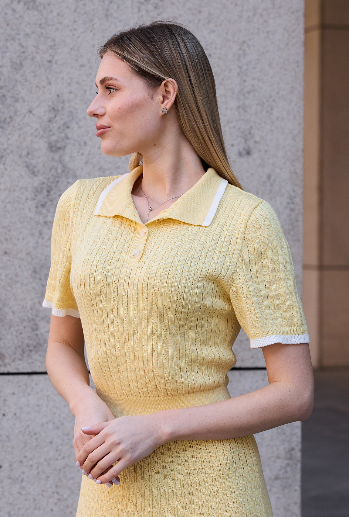 Платье вязка поло косы желтое. Maritel. Изображенние 1 Платье вязка поло косы желтое. Maritel. Изображенние 1