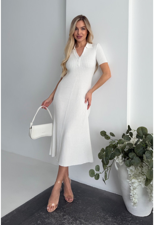 Платье вязка с пуговицами молочное. Maritel. Изображенние 1