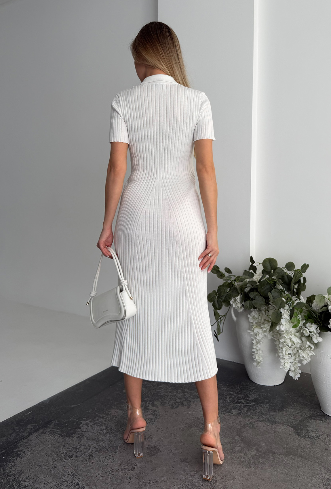 Платье вязка с пуговицами молочное. Maritel. Изображенние 2