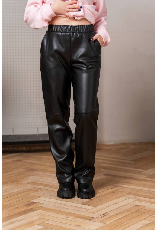 Черные брюки экокожа — 152652. Maritel. Изображенние 2 Черные брюки экокожа — 152652. Maritel. Изображенние 2